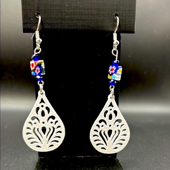 Silver and Blue Dangle Earrings with Teardrop Design - Picture 3 of 6
